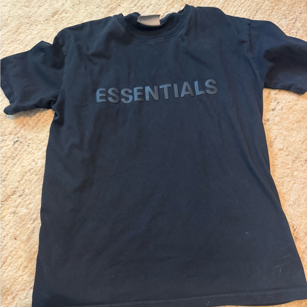 Fear of God Essentials black T-Shirt